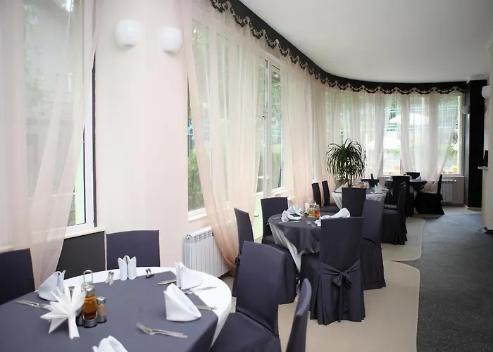 Family Diana Hotel *