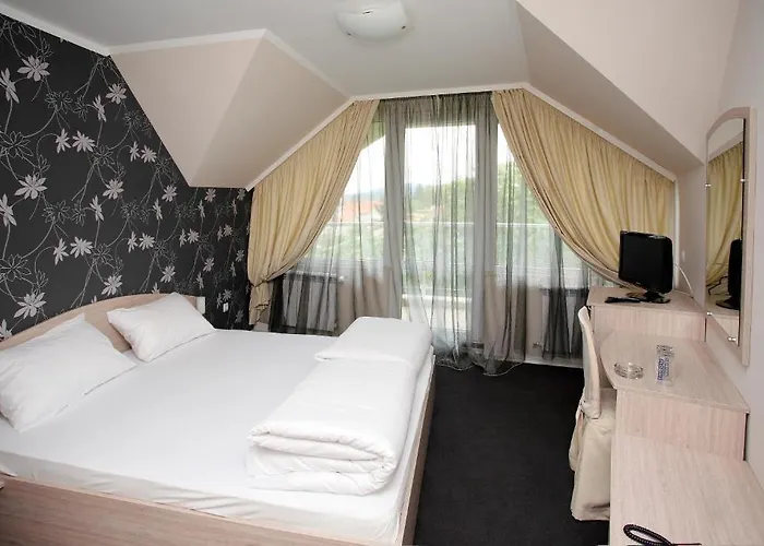 Family Diana Szálloda